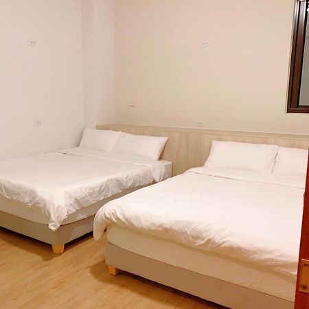 Travelers Hostel 마공 외부 사진