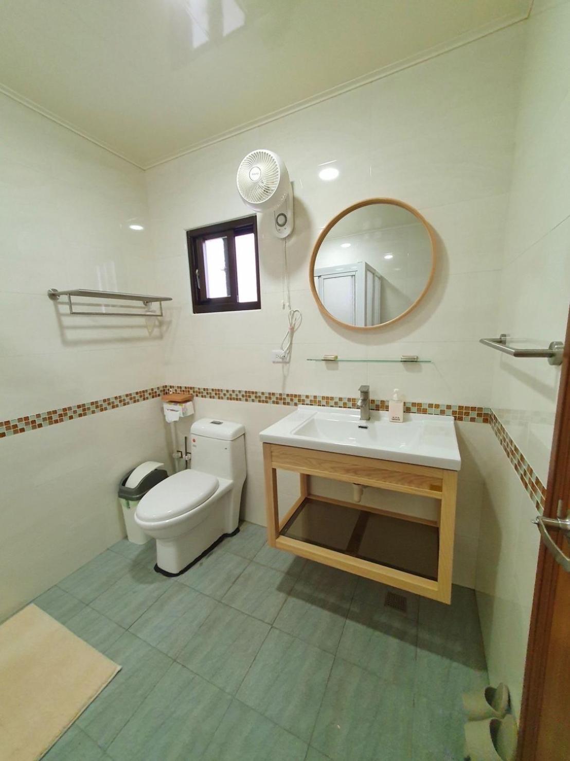 Travelers Hostel 마공 외부 사진